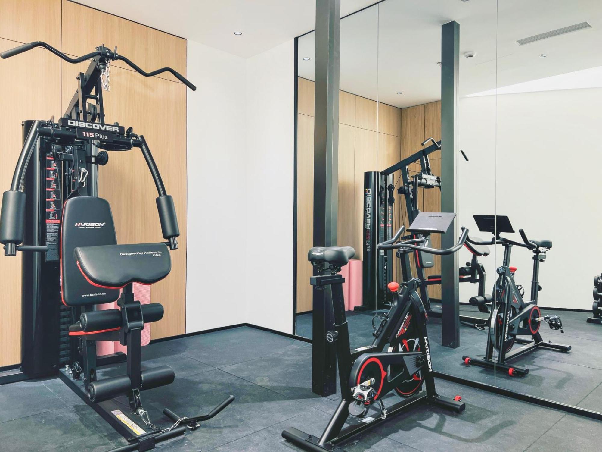 Dayin Garden Hotel -Near People'S Square & Nanjing Road-Large Social Area -Bar -Cafe -Gym -Free Laundry Luggage Storage -24H Front Desk-English Service Shanghai Buitenkant foto