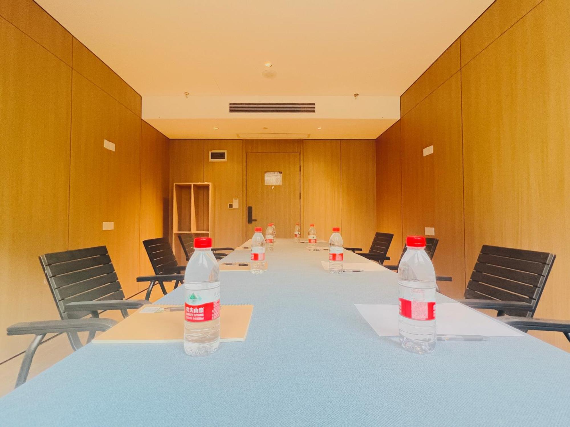 Dayin Garden Hotel -Near People'S Square & Nanjing Road-Large Social Area -Bar -Cafe -Gym -Free Laundry Luggage Storage -24H Front Desk-English Service Shanghai Buitenkant foto