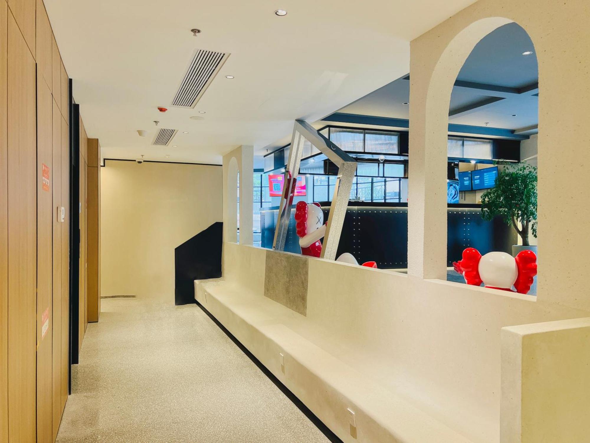 Dayin Garden Hotel -Near People'S Square & Nanjing Road-Large Social Area -Bar -Cafe -Gym -Free Laundry Luggage Storage -24H Front Desk-English Service Shanghai Buitenkant foto