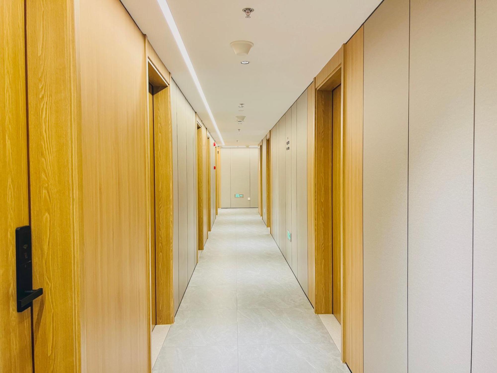 Dayin Garden Hotel -Near People'S Square & Nanjing Road-Large Social Area -Bar -Cafe -Gym -Free Laundry Luggage Storage -24H Front Desk-English Service Shanghai Buitenkant foto